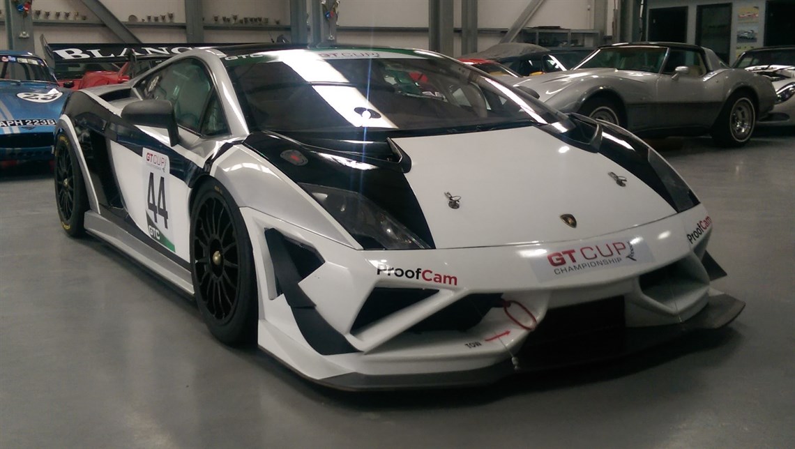 lamborghini-gallardo-super-trofeo-available-i