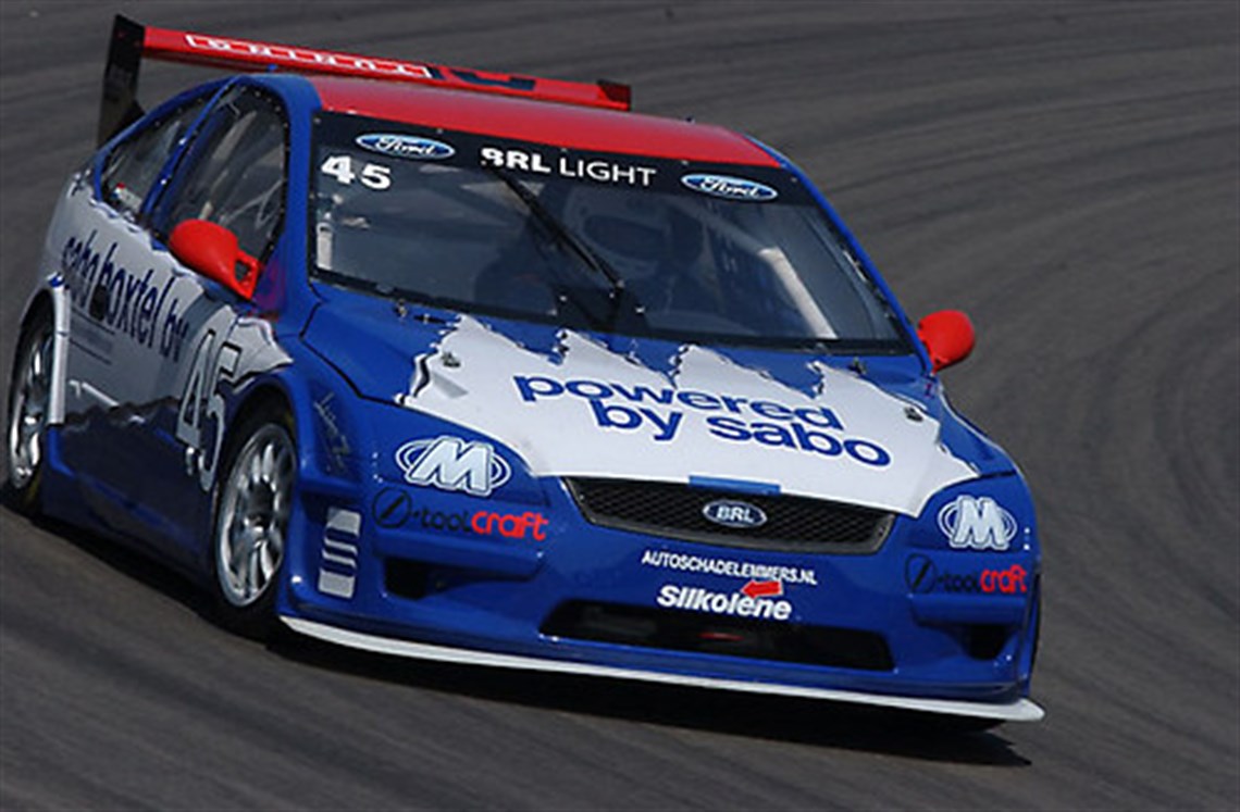 ford-focus-silhouette