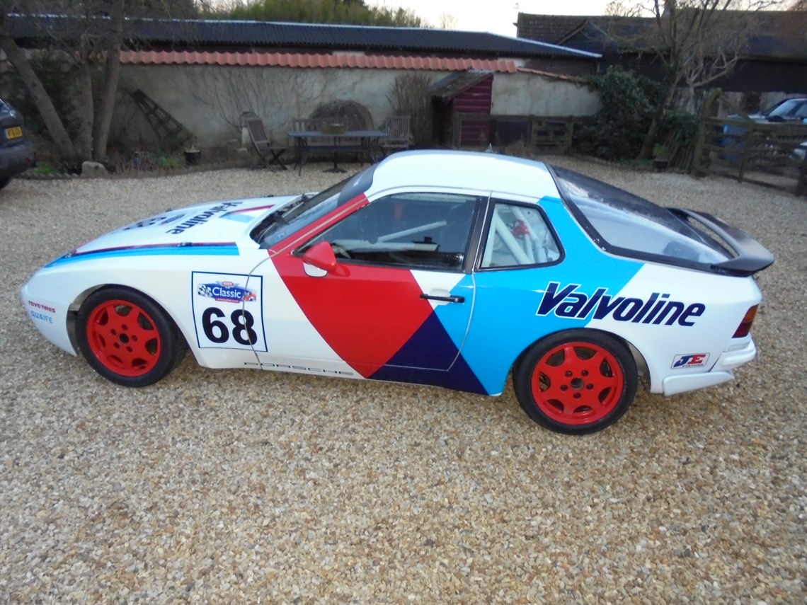 porsche-944-s2-race-car-ex-porsche-club