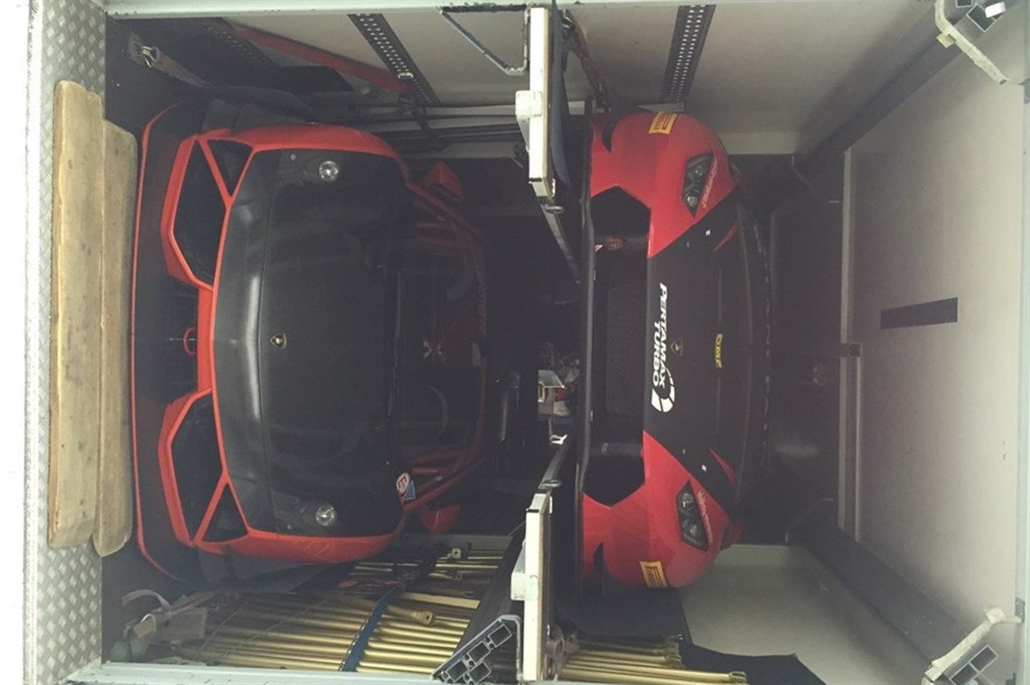 asca-racetrailer-for-4-cars-renault-magnum-48