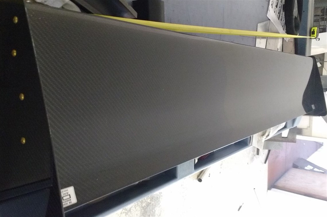 carbon-fibre-wings