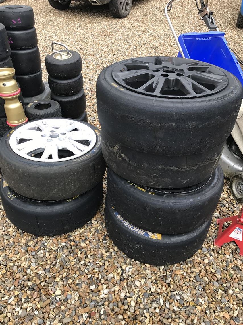 renault-clio-rs200-track-car