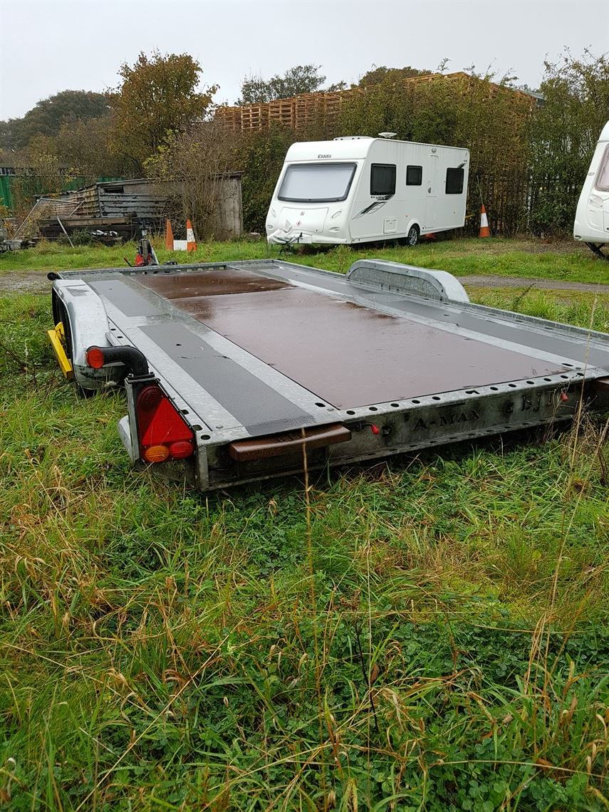 brian-james-a-max-trailer