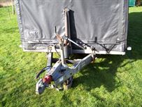 brian-james-ad-series-tilt-bed-enclosed-car-t