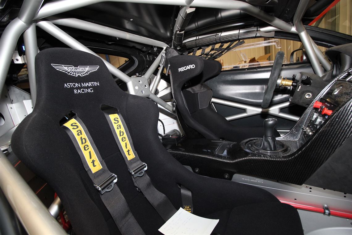 astonmartingt4n242008sixspeedmanual5060kms