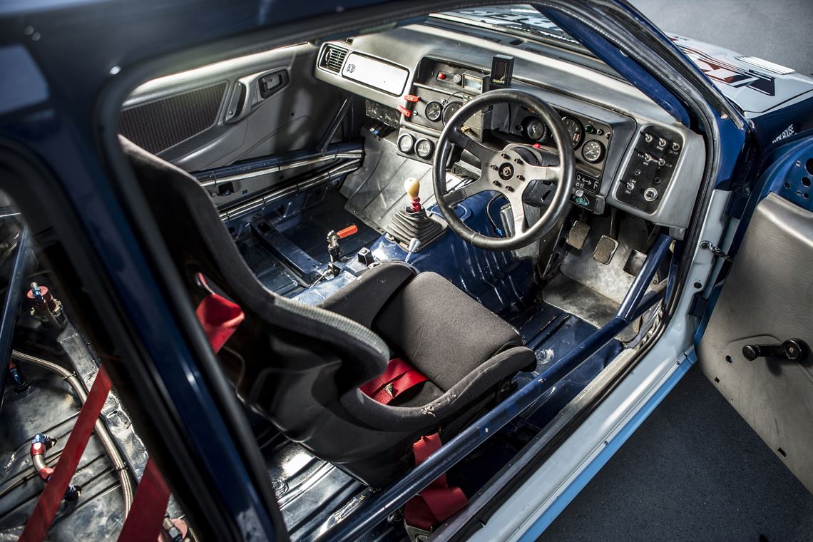 1989-ford-sierra-rs500-cosworth