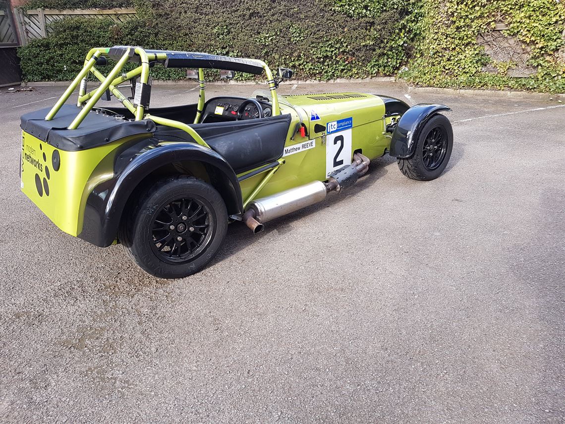 road-legal-2014-caterham-310r---16999