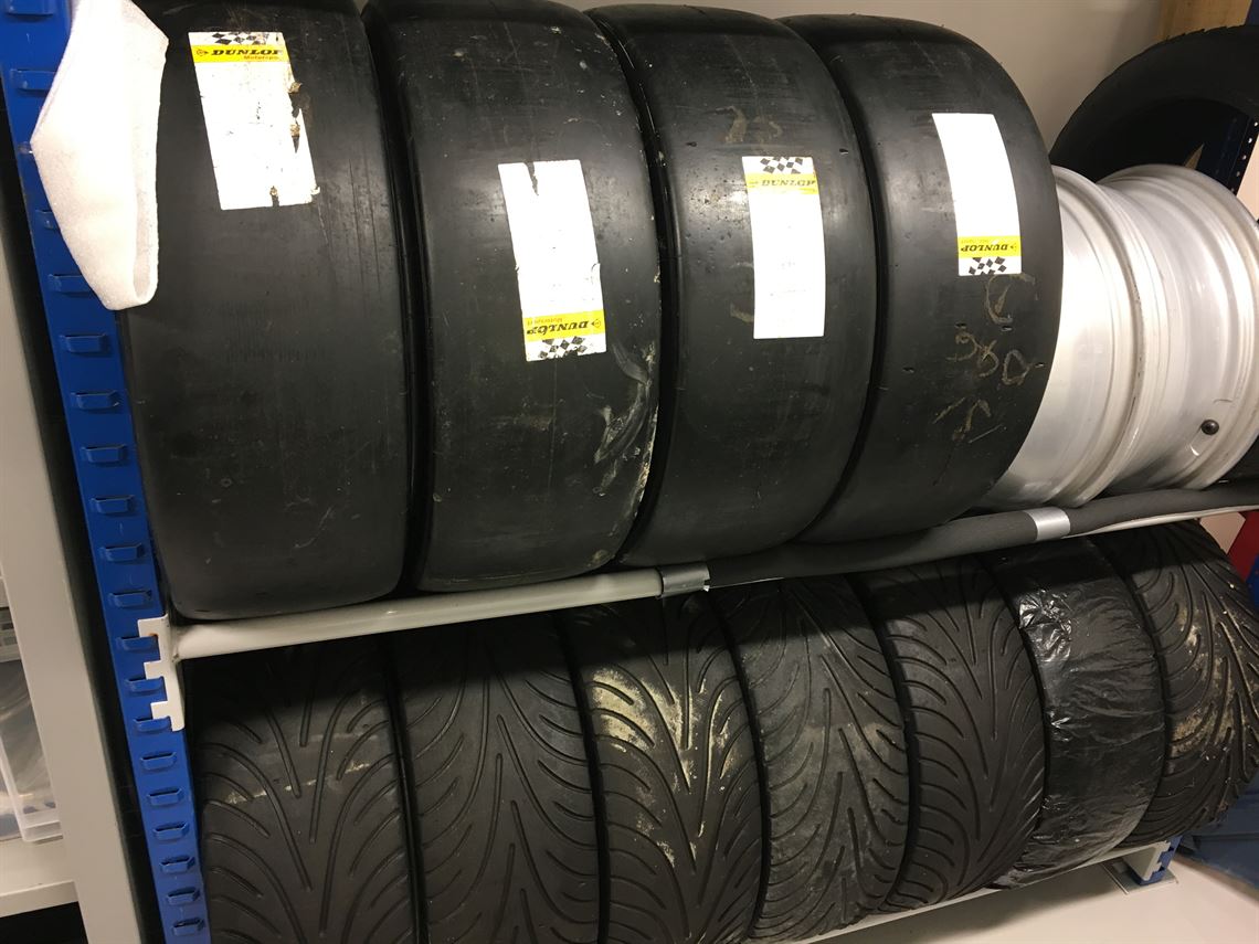 mini-challenge-race-car