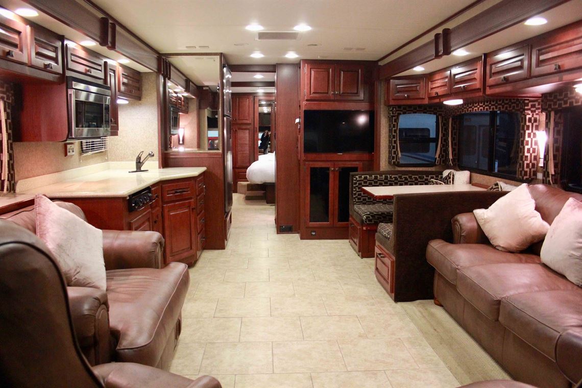 forest-river-berkshire-390bh