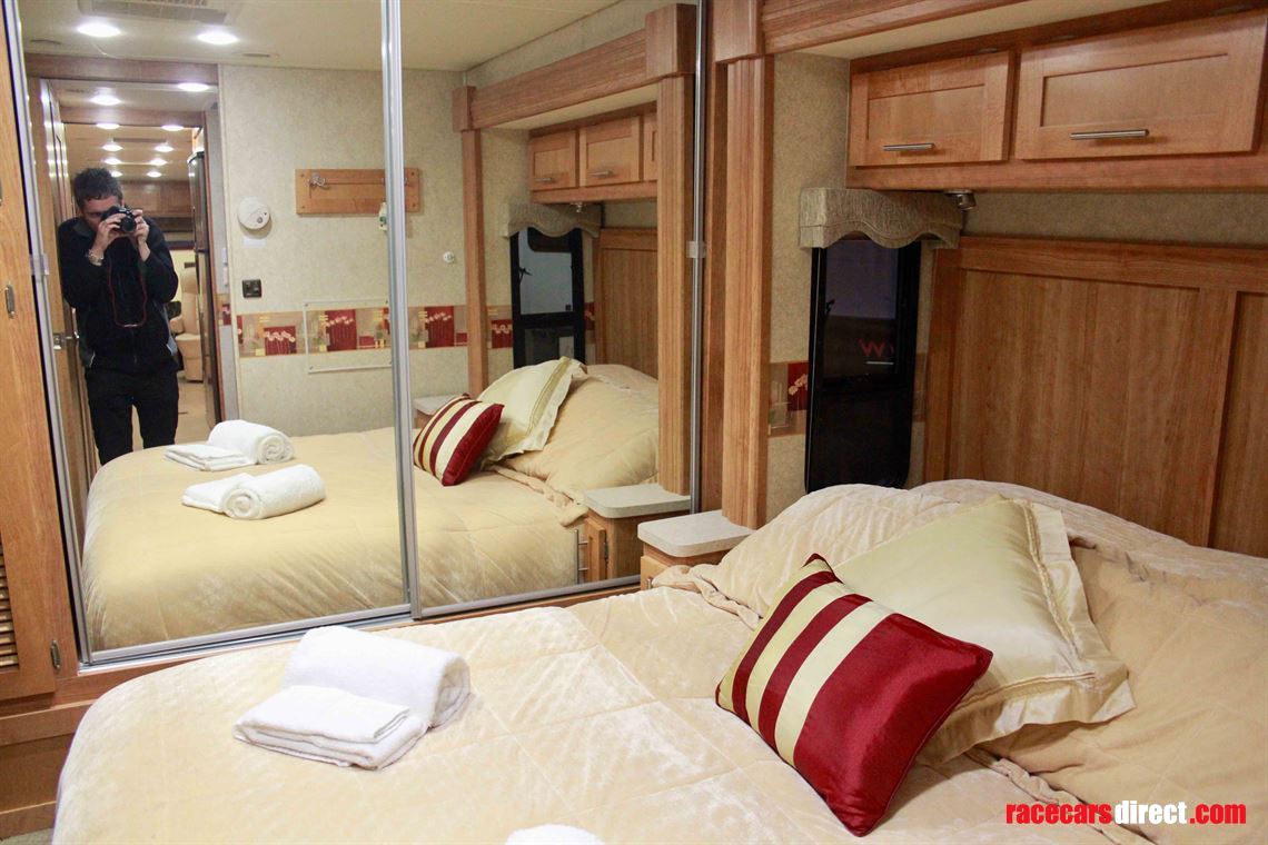 forest-river-berkshire-390qs