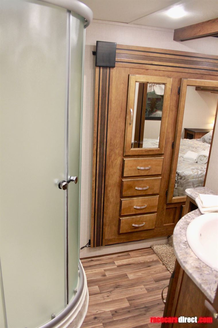 coachmen-chaparral-373mbrb