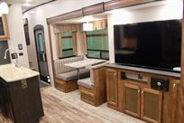 coachmen-chaparral-373mbrb