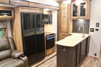coachmen-chaparral-373mbrb