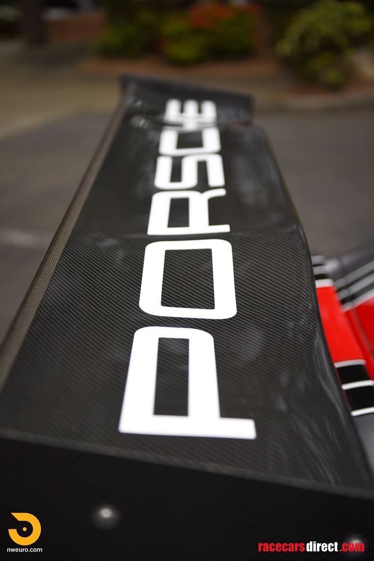 2009-porsche-997-gt3-cup-car-race-40l-rsr-upg