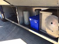 race-trailer-ex-redbull-f1-team-for-3-cars