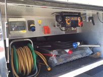 race-trailer-ex-redbull-f1-team-for-3-cars