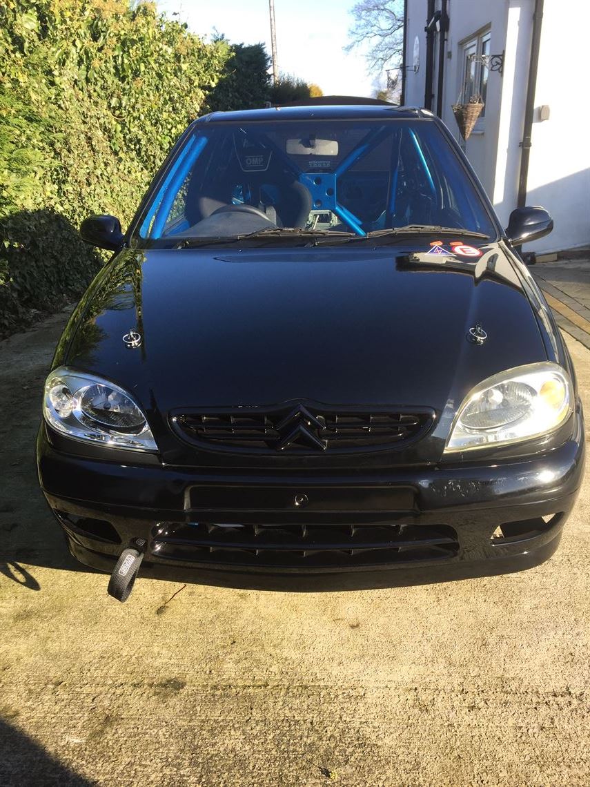 saxo-junior-race-car-race-winning-car