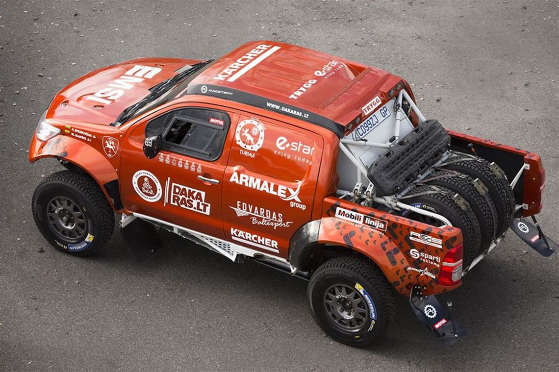 overdrive-toyota-hilux-t1