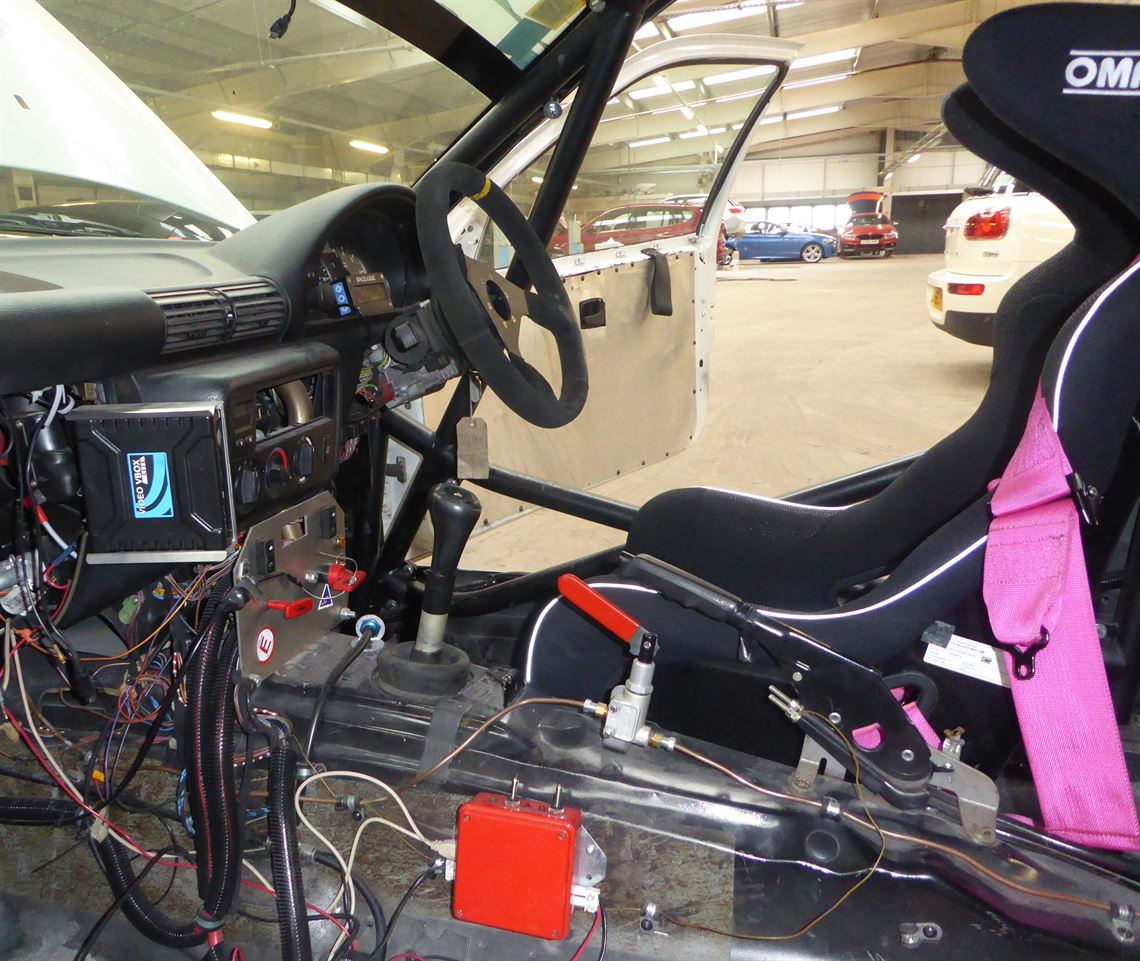 bmw-compact-cup-championship-race-car