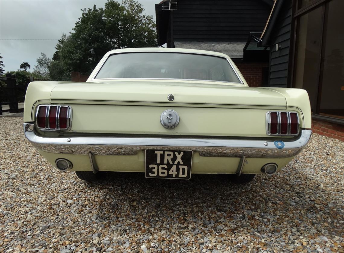 1966-ford-mustang-33-auto-2-door-coupe