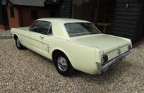 1966-ford-mustang-33-auto-2-door-coupe