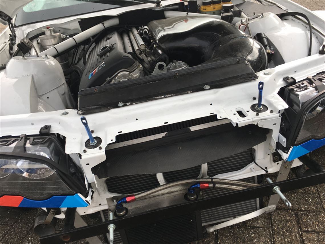 unique-bmw-e46-m3-gtr-ready-to-race