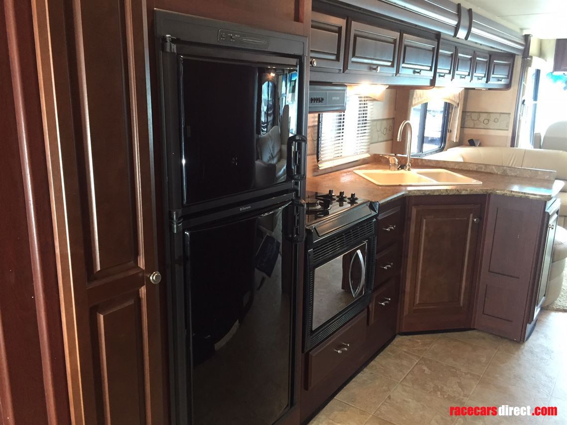 2012-damon-daybreak-3370