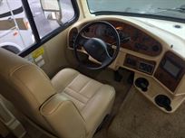 2012-damon-daybreak-3370