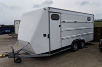 dastle-race-box-with-large-awning-garage