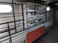 dastle-race-box-with-large-awning-garage