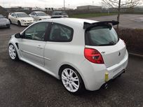 renault-clio-cup-car