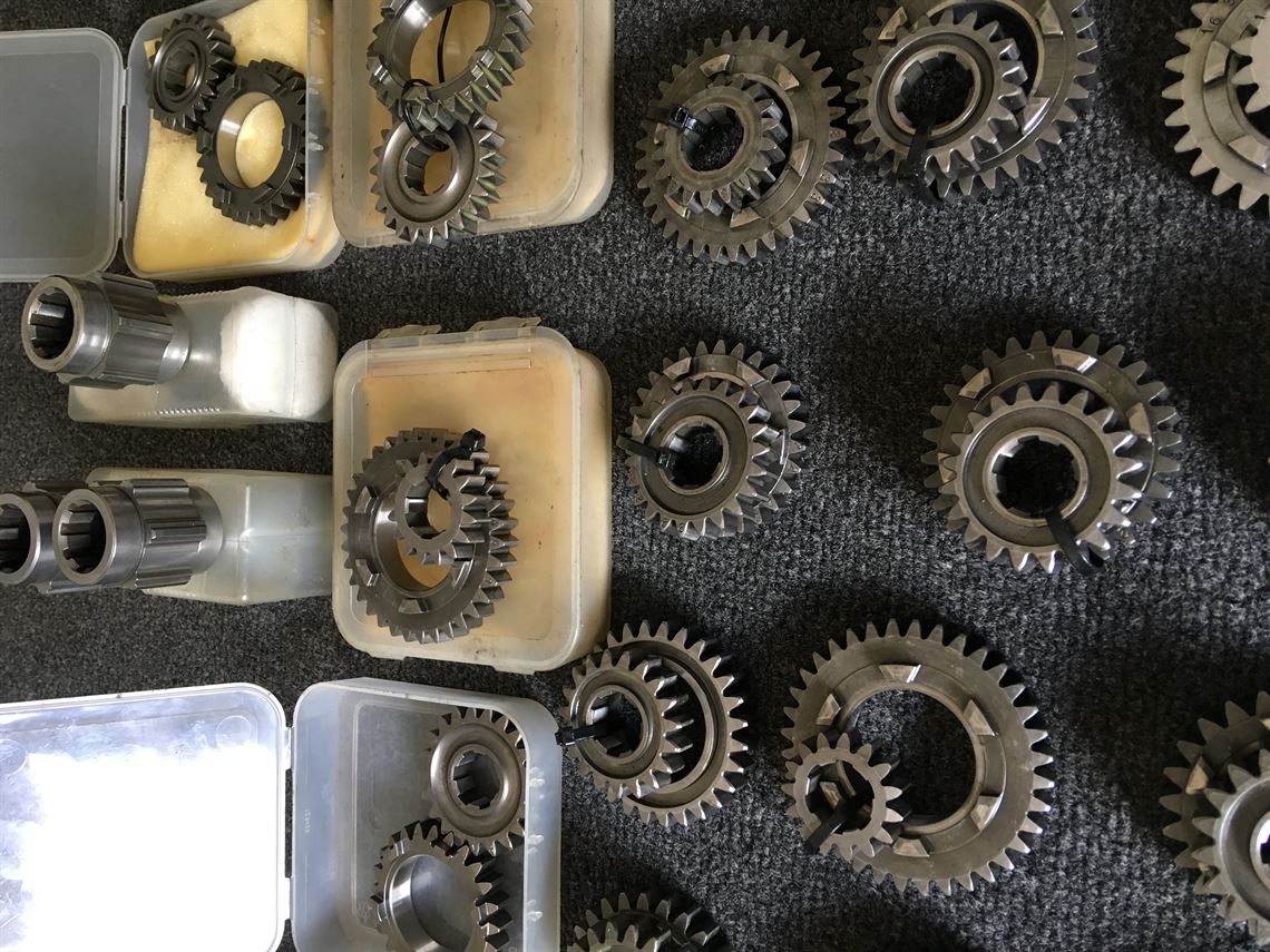 hewland-ld-200-quick-shift-gears