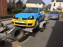 renault-clio-cup-2-racecar-reduced-price