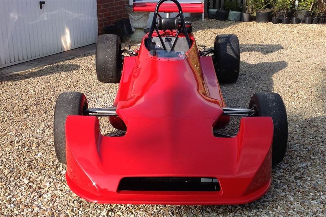 royale-rp30---formula-ford-2000