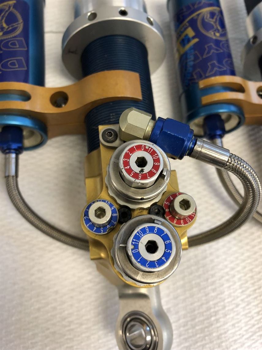 ferrari-458-dynamics-dssv-5way-dampers