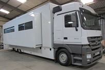 mercedes-hospitalityoffice-double-podded-unit