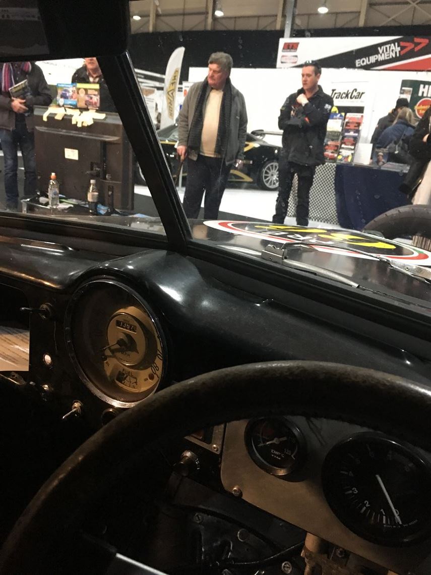 multiple-championship-winning-morris-minor-pr