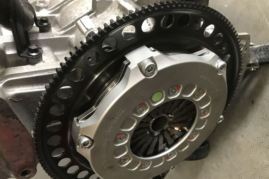 k-series-lightweight-flywheel-and-725-clutch