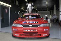 vauxhall-vectra-super-touring-car