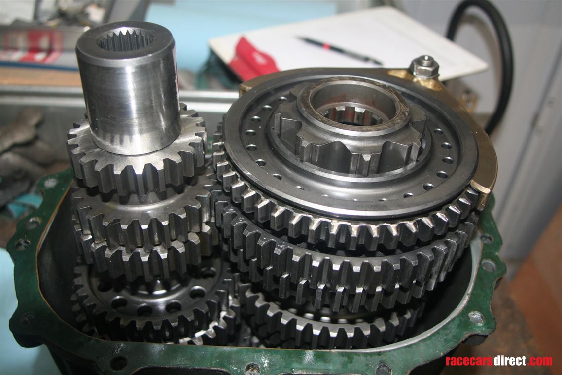 hewland-lg600-5-speed-gearbox