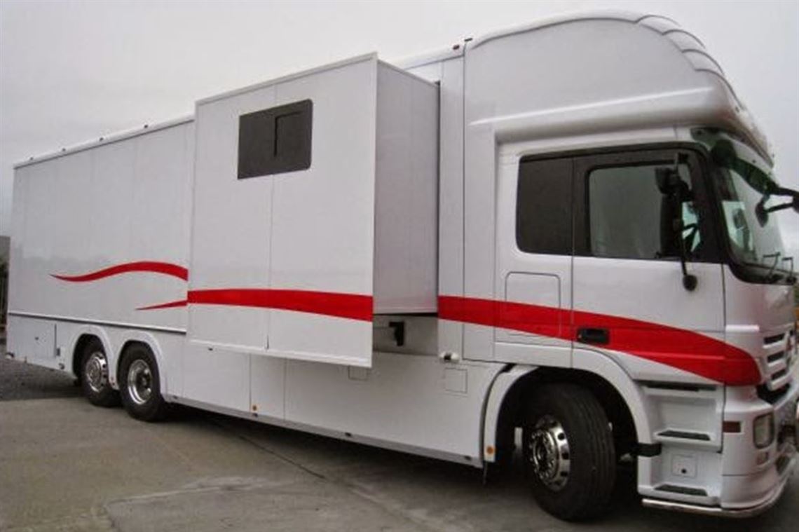 mercedes-actros-2532-racerally-transporter