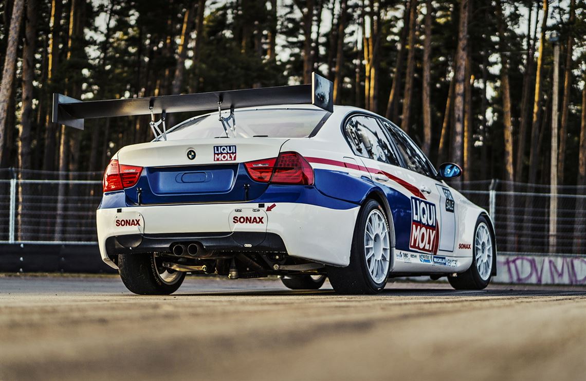 bmw-e90