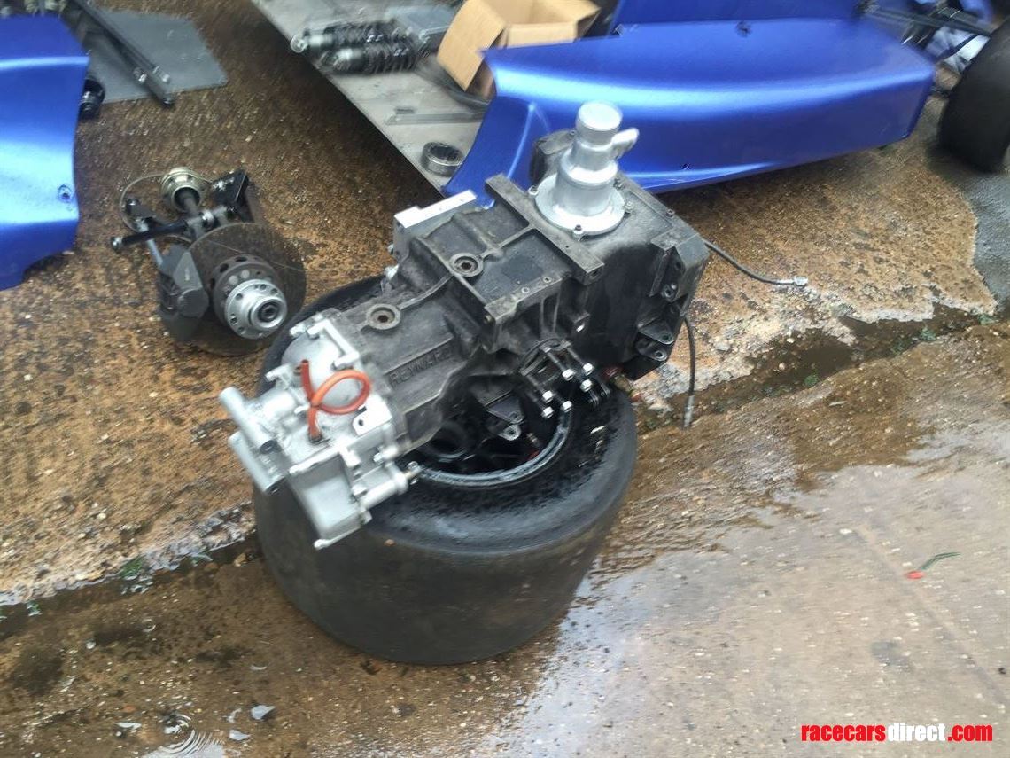 reynard-883-formula-3-car