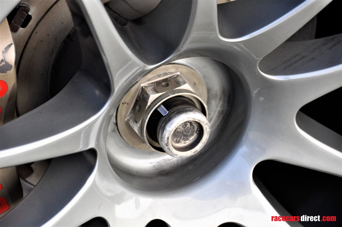 lamborghini-murcielago-gt1-factory-race-car