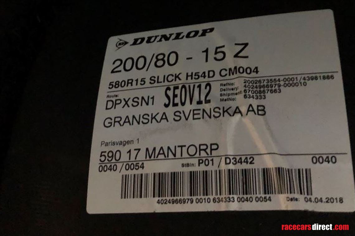 gear-box-engine-dunlop-tyre-to-radical-sr3rsx