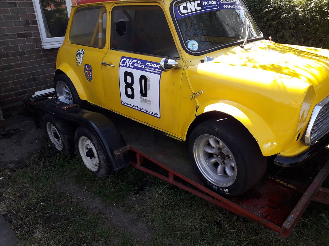 mini-race-special-saloon