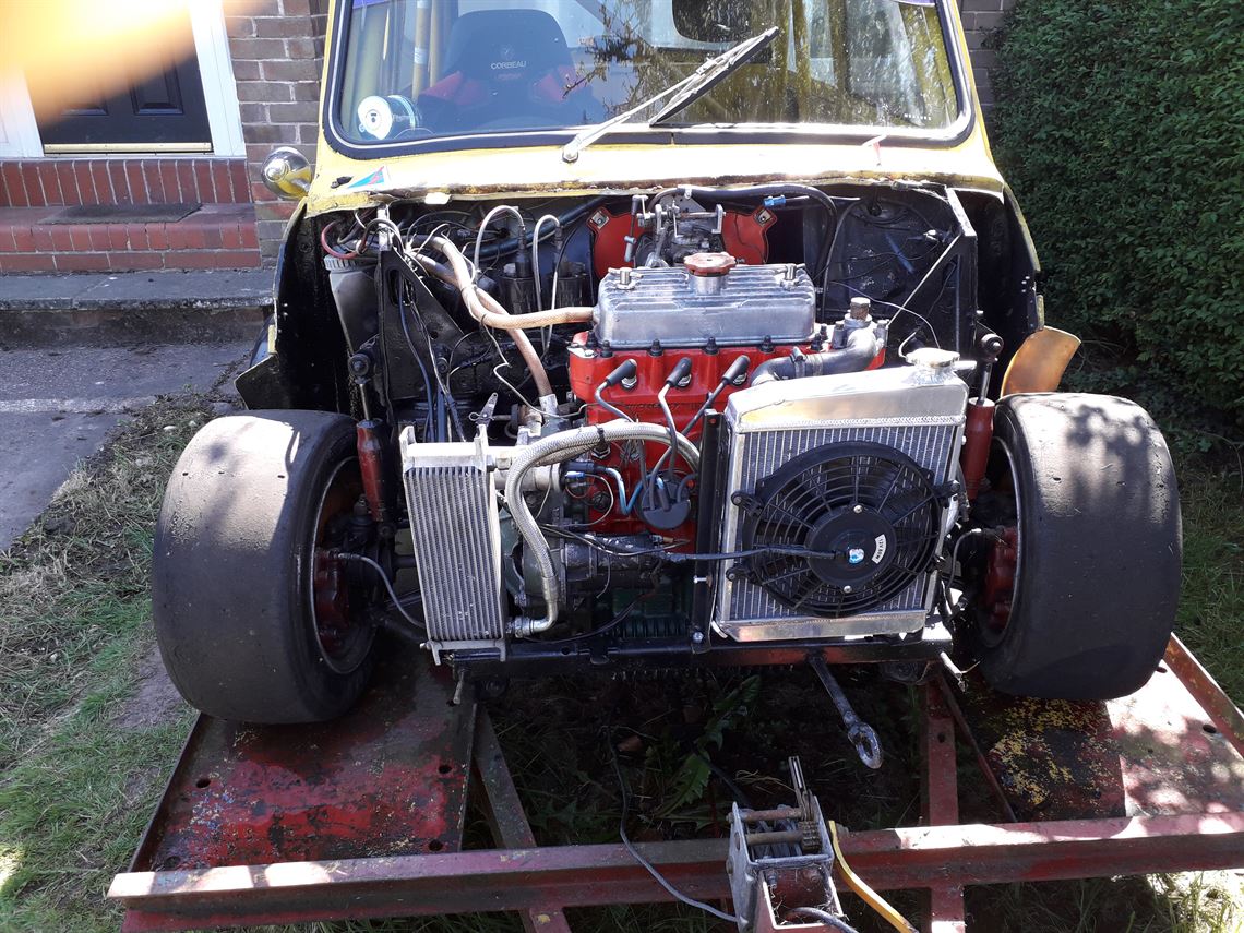 mini-race-special-saloon