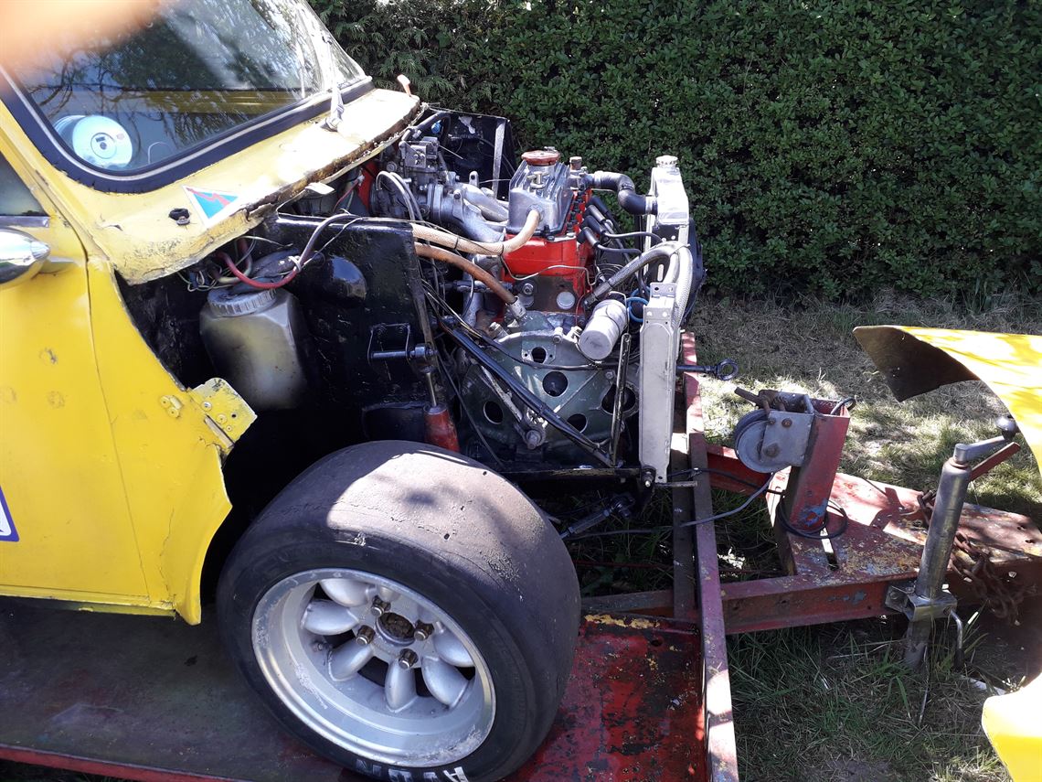 mini-race-special-saloon