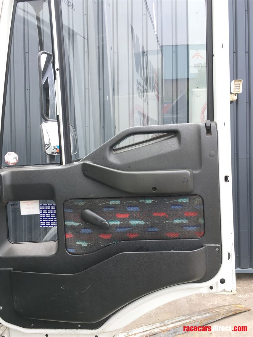 iveco-euro-cargo-75t-170--motorsport-service