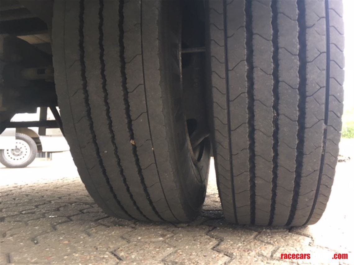 iveco-euro-cargo-75t-170--motorsport-service